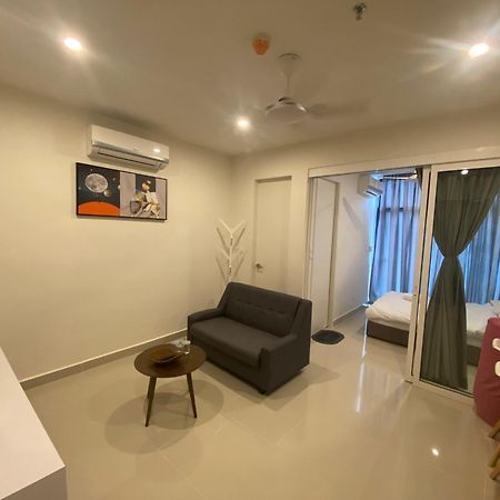 Kota Kinabalu City The Shore - Lucky 7 Homestay Bagian luar foto