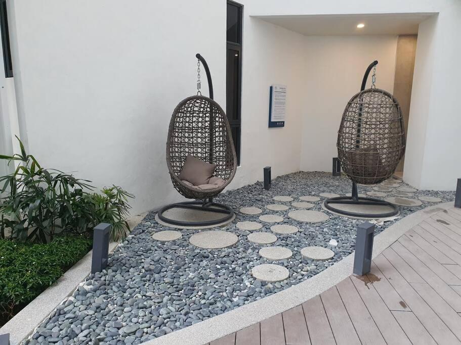 Kota Kinabalu City The Shore - Lucky 7 Homestay Bagian luar foto
