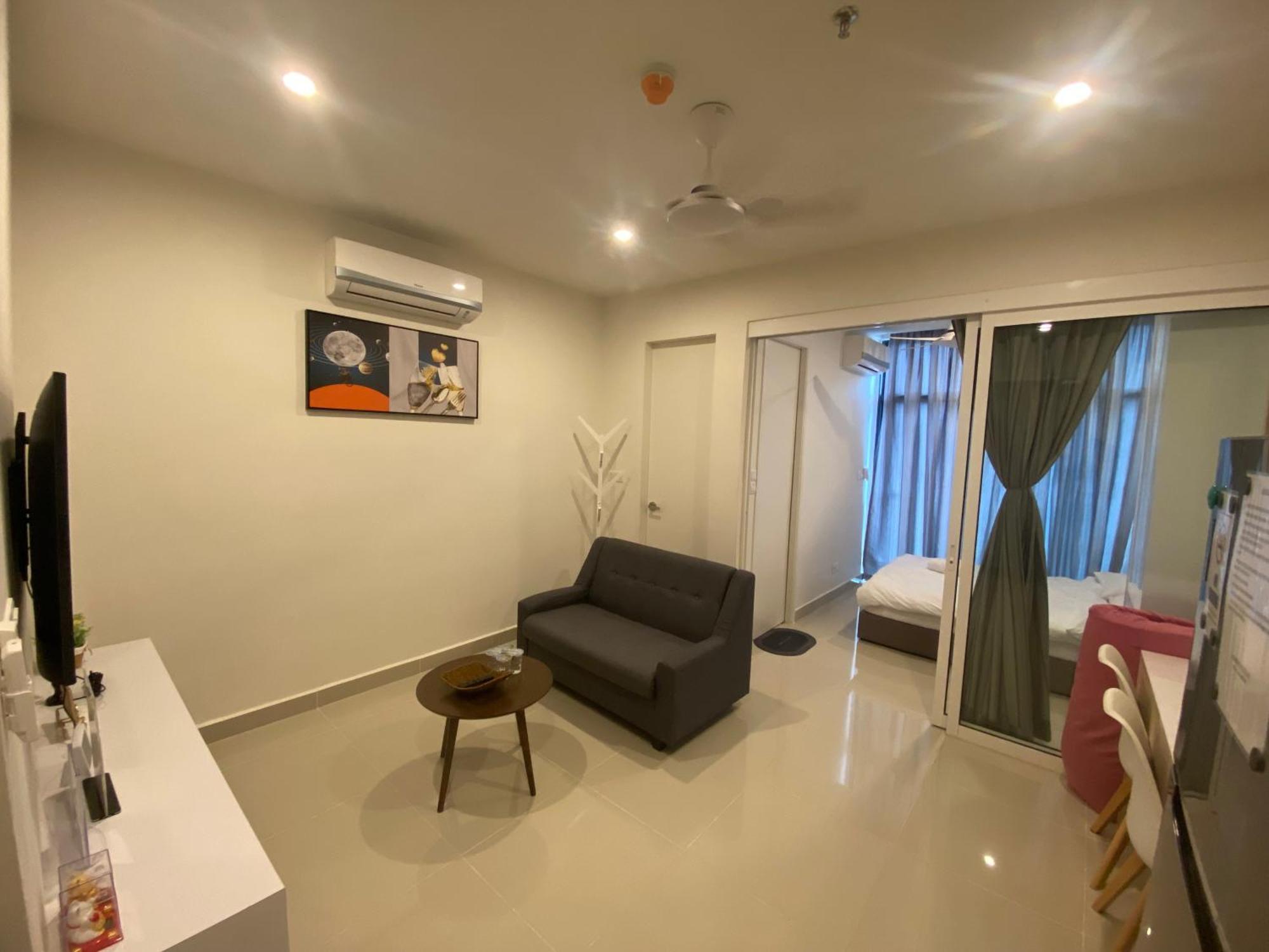 Kota Kinabalu City The Shore - Lucky 7 Homestay Bagian luar foto