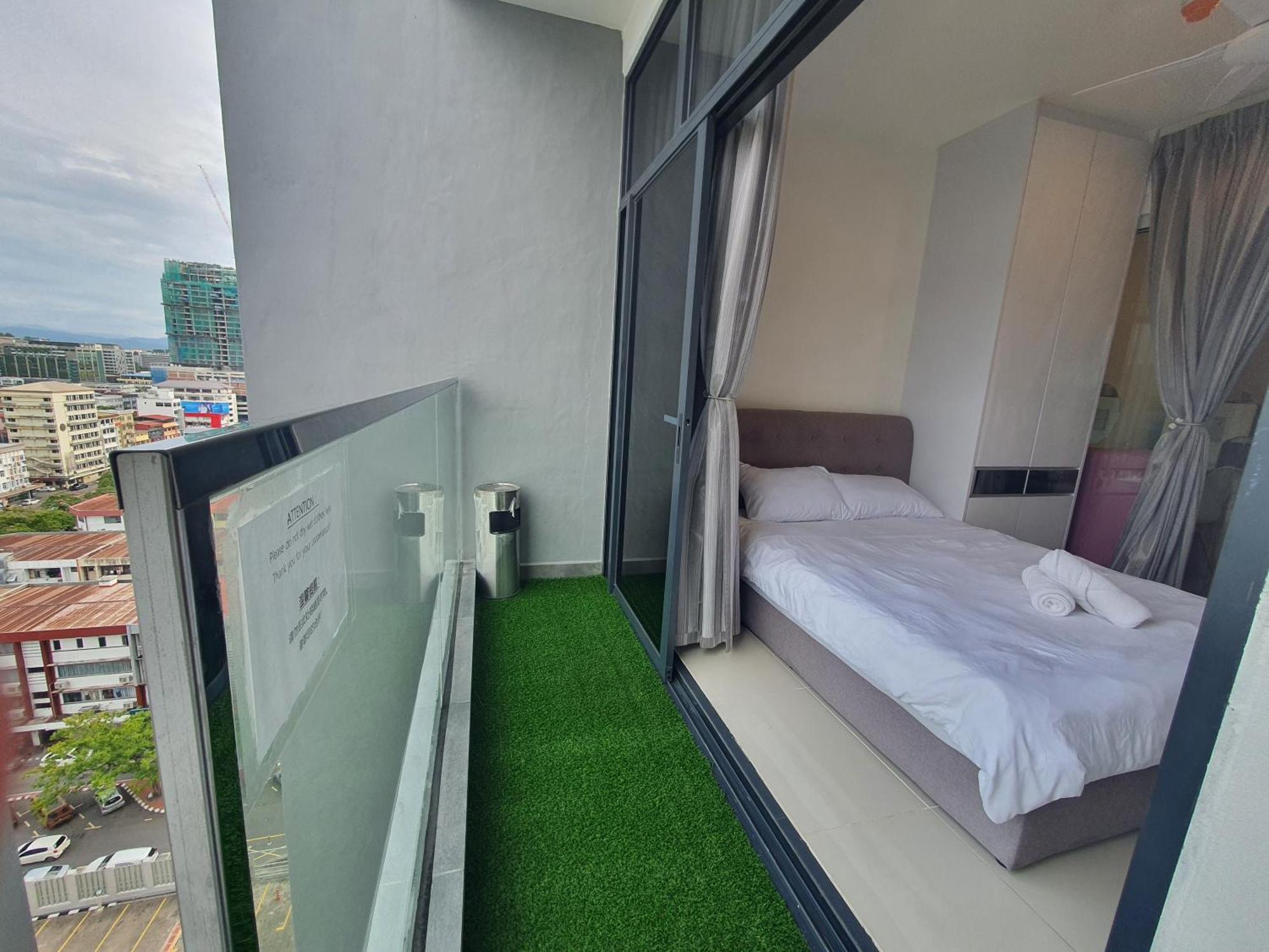 Kota Kinabalu City The Shore - Lucky 7 Homestay Bagian luar foto